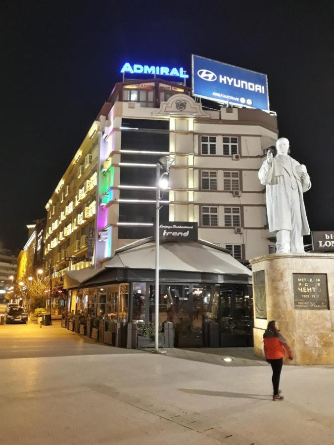 Hotel Square Skopje Exterior foto